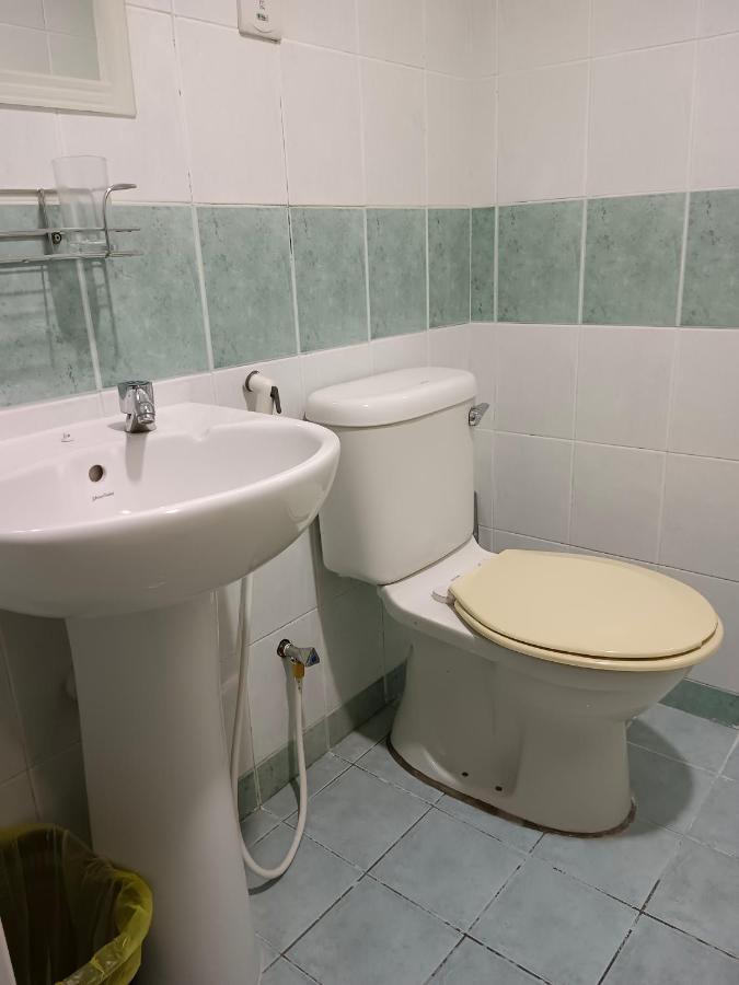Yussal Homestay Simpang Ampat Semanggol Экстерьер фото